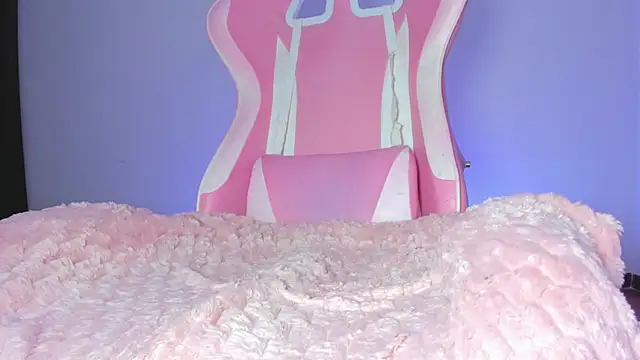 KataFerreira777 online show from February 3, 2:21 am