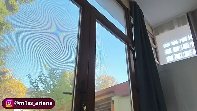 Miss Ariana  online show from November 2, 7:56 am