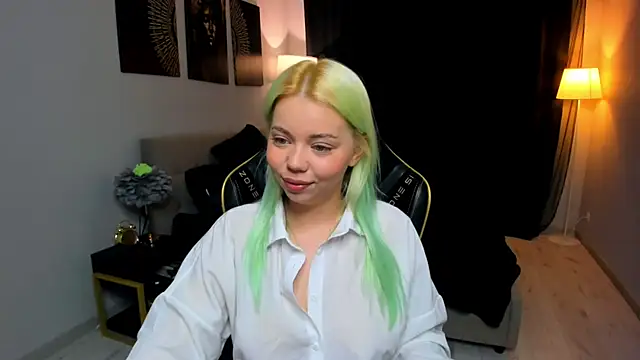 EnergyBunny 1 online show from March 15, 7:38 pm