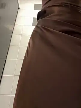  MiaQueen  online show from February 21, 11:27 pm