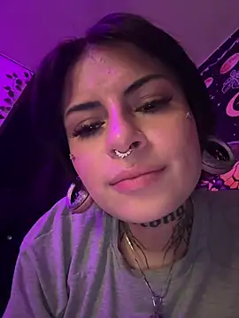 Rainnbow  online show from February 8, 7:12 am