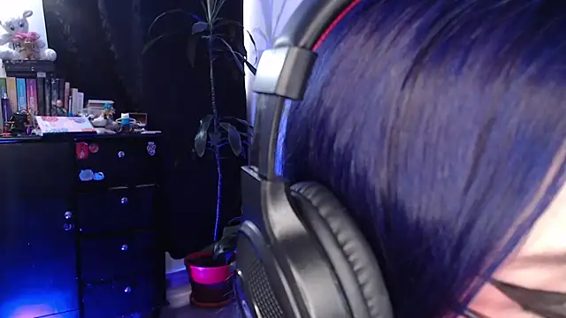 Raventh  online show from November 6, 12:33 pm