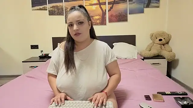 adelline online show from March 7, 10:17 pm