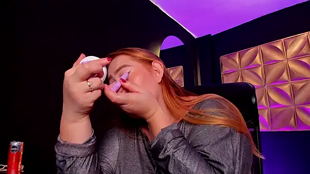 Snapshot of hannamartinn chatting on September 17, 3:10 pm hannamartinn online show from September 17, 3:10 pm