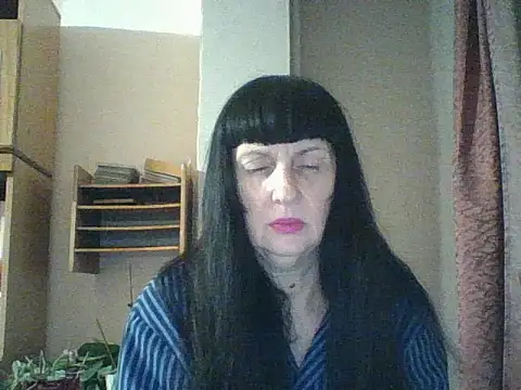 MelanyBanks online show from October 31, 3:16 pm