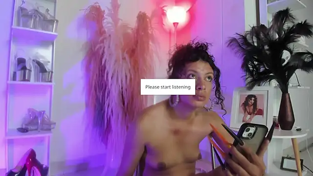 LaColorina  online show from October 27, 6:09 am