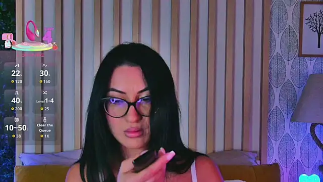 NikkiStarX online show from February 24, 4:33 am