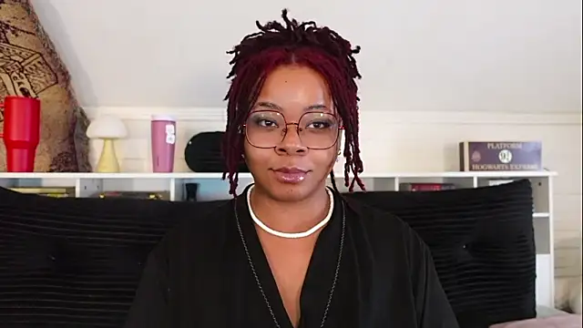 -khayaparker online show from March 3, 8:59 pm