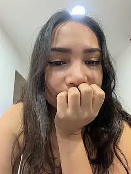 cutie and slutty online show from June 5, 5:55 am