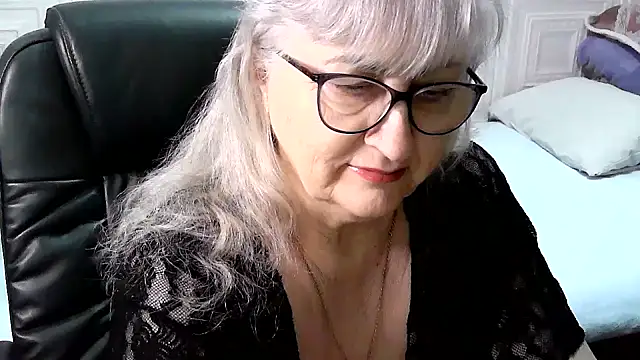 LolkaAlyss online show from February 18, 12:10 am