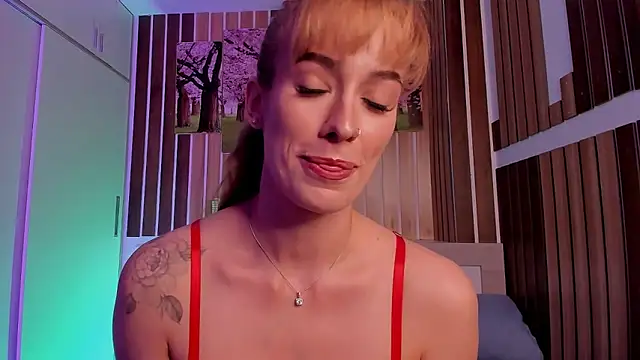 Dora Banks online show from February 6, 11:24 am