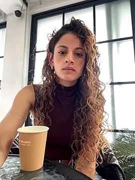 alana15 online show from November 17, 8:20 pm