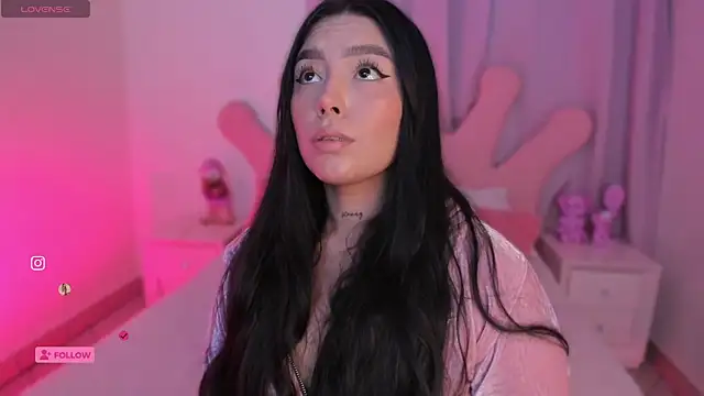 shantall vidales  online show from October 13, 3:53 am