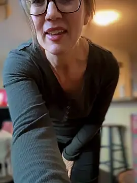 MaiseKnox online show from November 28, 10:02 pm