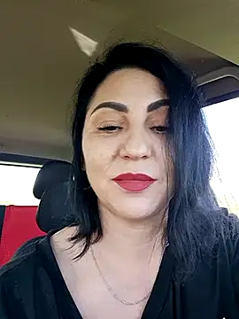 charrlote love online show from April 8, 1:35 pm