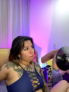  antonella dreamss online show from November 15, 8:15 am