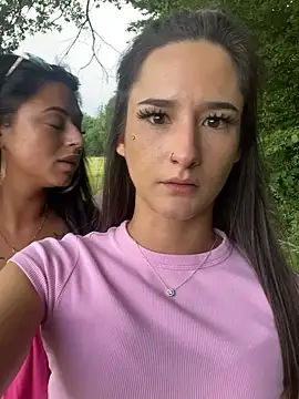 joanaelaa online show from June 19, 4:43 pm