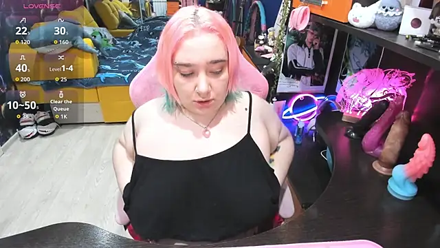 Softie Sofy online show from March 12, 3:53 am