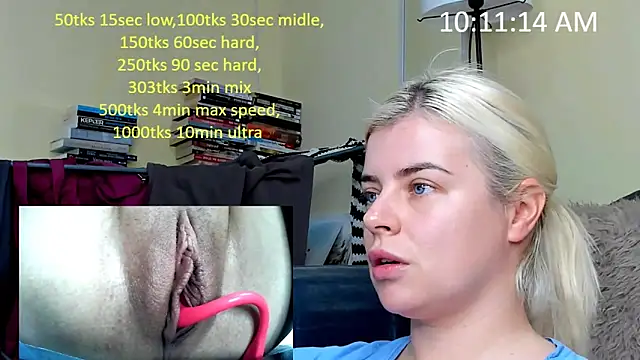 queenofthenighttt online show from December 22, 9:12 am