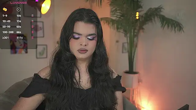 artechloe online show from December 5, 7:37 pm