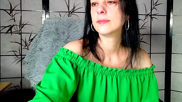  Sweetlonglips  online show from January 13, 5:57 am