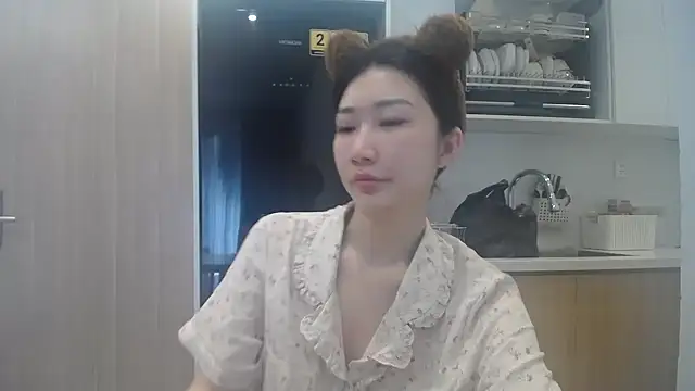 Asiagirll online show from June 3, 12:34 am