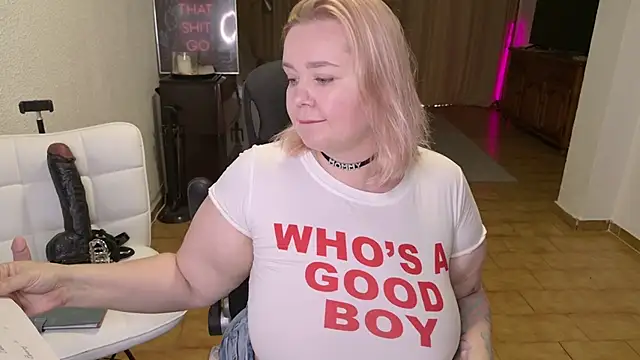 MargotGrey online show from April 10, 10:10 am