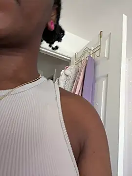 mochamimi online show from April 15, 6:52 pm