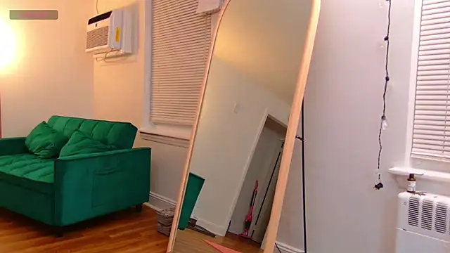 mochamimi online show from November 27, 9:01 am