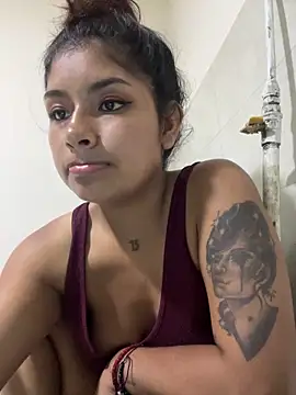 ChantalPetit online show from October 27, 1:56 am