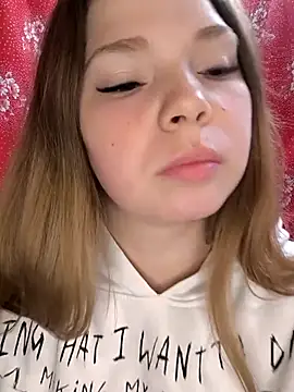 Zuli Kiska online show from February 5, 8:12 pm