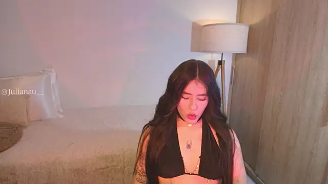 iriswest  online show from November 1, 1:10 am