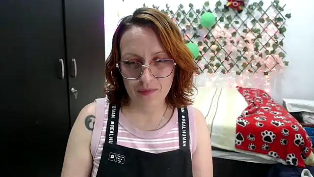 kittykalor09 online show from March 24, 11:32 pm