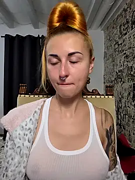 kylie blck online show from February 3, 6:40 am