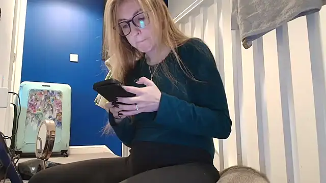 short sweetpea online show from October 19, 10:39 am