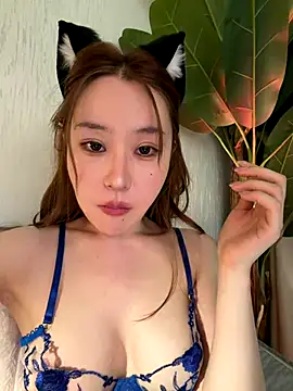 Snapshot of sphynx-_- chatting on September 27, 12:56 pm sphynx- - online show from September 27, 12:56 pm