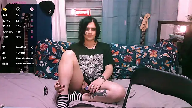 sademobeer online show from June 8, 1:01 am