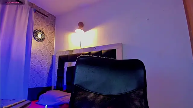 DorisSmith online show from February 28, 5:18 am