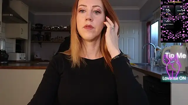 stripmequick online show from February 25, 9:08 am