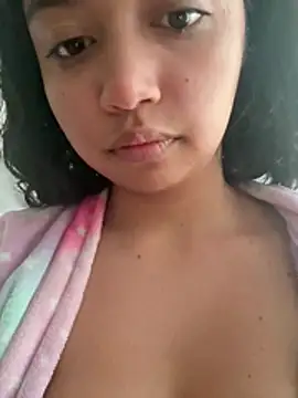 Peach Girll online show from August 3, 8:47 pm