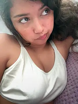 Peach Girll online show from July 23, 3:31 pm