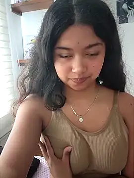 Peach Girll online show from January 19, 1:51 pm