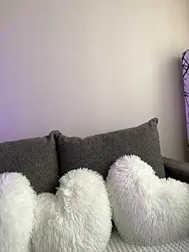 BarbieXs online show from March 27, 9:54 am