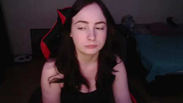 Laralianna online show from March 9, 2:15 am