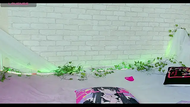 LinaKenny online show from March 15, 6:21 pm