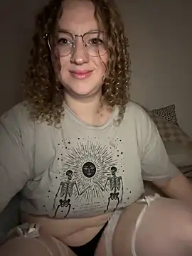 Snapshot of EmmieRae chatting on September 21, 3:49 am EmmieRae online show from September 21, 3:49 am