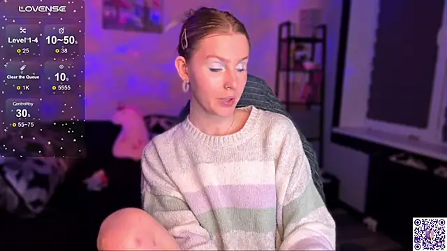 Chanel Gill online show from November 13, 11:26 pm