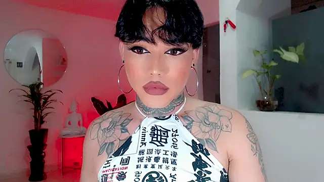 Snapshot of little_star_porn chatting on September 26, 6:22 am little star porn online show from September 26, 6:22 am