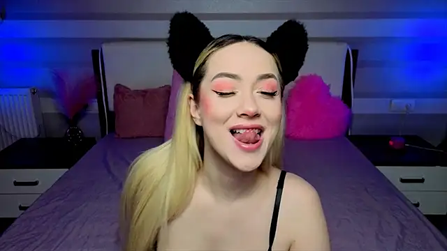 AriaSugar online show from October 13, 4:15 am