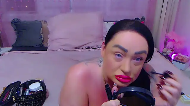 BustyVicky online show from October 23, 9:10 pm